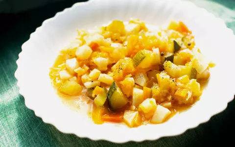 Rețetă de mâncare de dovlecei cu cartofi. Un preparat delicios