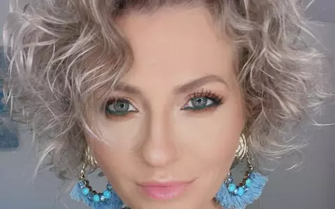 Mirela Vaida a apărut nemachiată. Cum arată vedeta fără pic de farduri