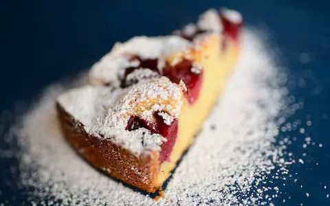 Rețetă de prăjitură cu albușuri. Simplă și delicioasă!