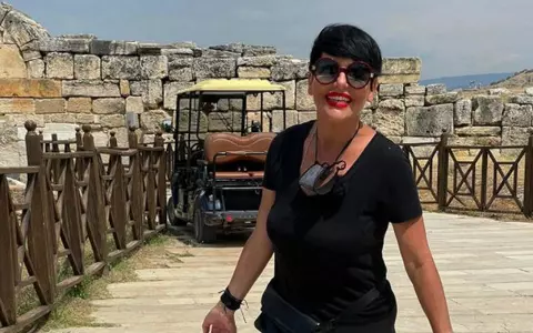 De ce poartă Patrizia Paglieri de la Asia Express numai haine negre