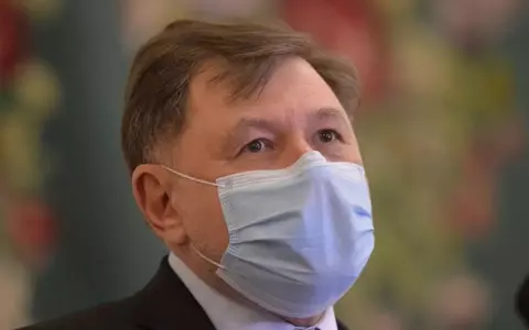 Alexandru Rafila trage un semnal de alarmă: „Este puţin probabil ca persoanele nevaccinate să nu contracteze boala”