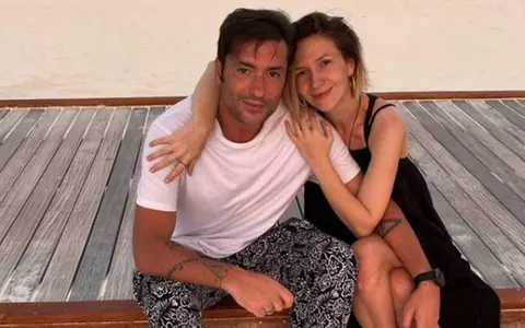 Radu Vâlcan, gest romantic pentru Adela Popescu, la TV. Cum a reacționat prezentatoarea