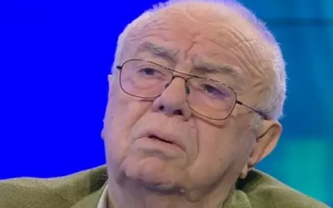 La 82 de ani, Alexandru Arșinel s-a izolat în casă: "Nu mă simt bine"