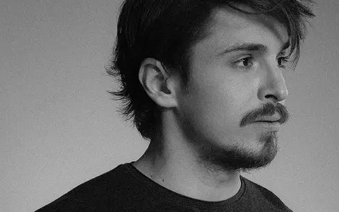 Îl mai ții minte pe Andrei Leonte, primul câștigător de la X Factor? Artistul se luptă cu depresia