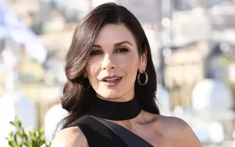 Catherine Zeta-Jones filmează în România. În serial joacă și George Burcea: „Priviți afară, frumosul București!”