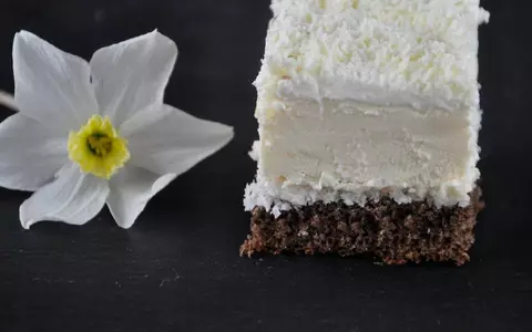 Prăjitura floare de colţ. Un desert pur și simplu delicios