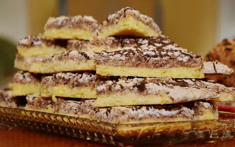 Rețetă prăjitură Zi și Noapte de post. Un deliciu!