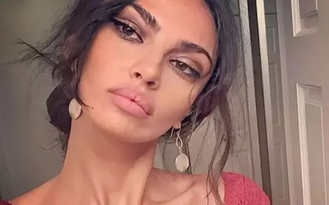Mădălina Ghenea, apariție răvășitoare la premiera filmului „House of Gucci”. S-a duelat în ținute cu Lady Gaga