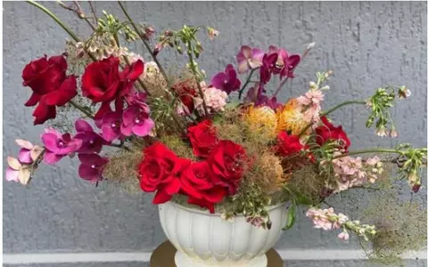 Cum îți poți înfrumuseța casa în această perioadă cu ajutorul florilor?
