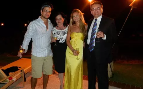 Cum arată și cu ce se ocupă fiica lui Victor Ciorbea. Oana locuiește în America!