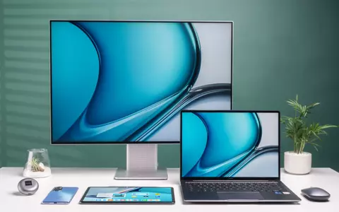 Lidia Buble și Dani Oțil îți recomandă cele mai tari cadouri pentru Crăciun: laptopul HUAWEI MateBook 14s și monitorul HUAWEI MateView GT 34”