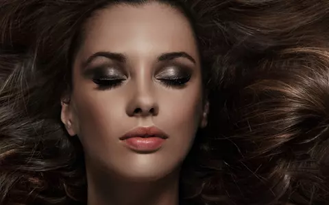 Machiaj de Revelion. Cele mai glam look-uri fără efort
