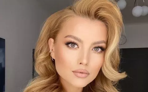 Elena Gheorghe a lansat un colind de suflet, în prag de Sărbători: „Am plâns când l-am înregistrat”