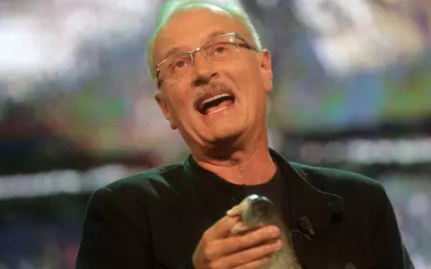 Ce emisiuni pregătește Toni Grecu pentru Crăciun și Revelion, la Kanal D: "În comedie nu există limite"