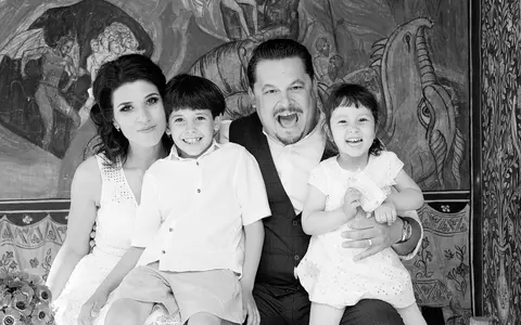 Fiul lui Mihai Bobonete a împlinit 12 ani. Ce urare i-a făcut mama lui, în văzul tuturor