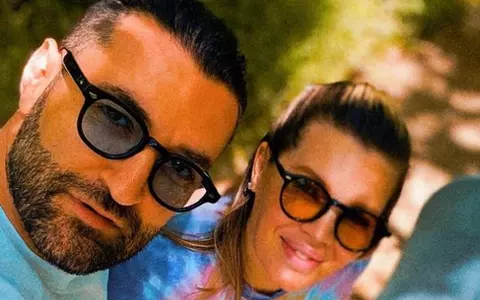 Gina Pistol și Smiley, imagini din prima vacanță alături de fetița lor, Josephine: „O aștept de-o viață!”