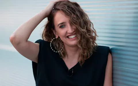 Ilona Brezoianu este noua prezentatoare de la Iumor, sezonul 12. L-a înlocuit pe Dan Badea