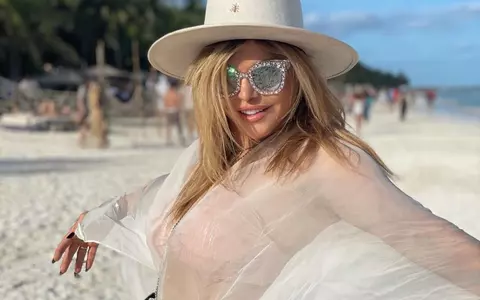 Loredana Groza, topless pe Instagram, la 51 de ani. Fotografia care a stârnit controverse