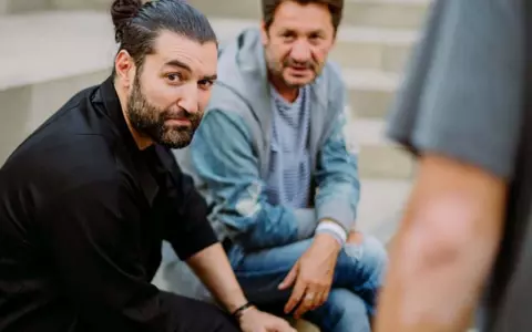 Ce relație are Smiley, de fapt, cu părinții lui: „Ne-am spus lucrurilor pe nume, în față”