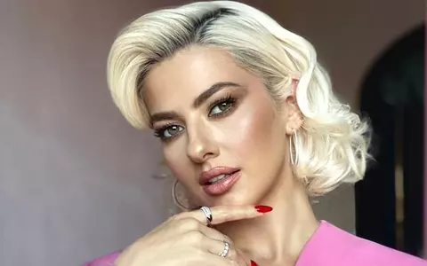 Lidia Buble și-a șters pozele de pe Instagram și a postat o fotografie de doliu. De ce a recurs la acest gest