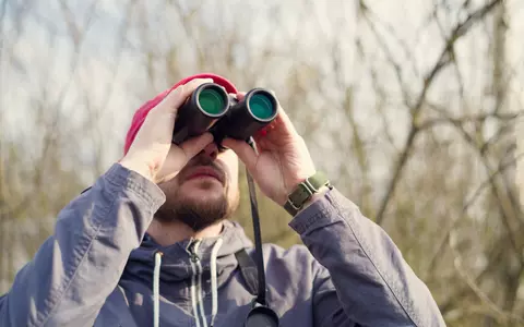 Pasionat de birdwatching? Iată cum să te echipezi corespunzător