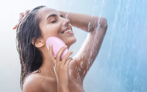 Hands OFF: Foreo îți aduce rutină de curățare facială la un alt nivel cu tehnologia de înfrumusețare
