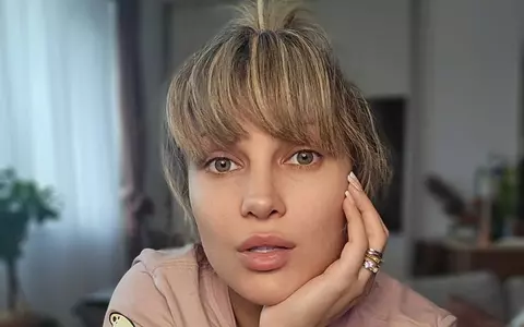 Lora suferă de o afecțiune pe care nu a știut că o are:  „Nu înțelegeam de ce mă umflu fără să mănânc”