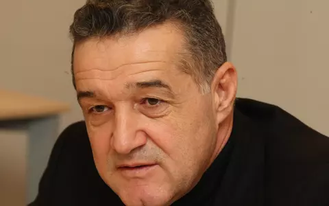 Cum s-a afișat Gigi Becali în aeroport, înainte de a pleca la Muntele Athos: „Oamenii treceau pe lângă el și nu îl recunoșteau”