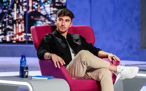 Cum arată casa în care locuiește Sebastian Dobrincu: "Aici este camera de cinema"
