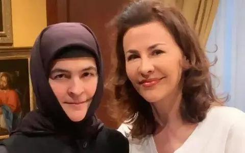 Cum arată sora Adinei Alberts care s-a călugărit: "Ne-a durut, ca familie, alegerea ei"