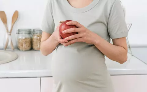 Top 10 alimente de evitat în sarcină. Ce nu trebuie să consume femeile gravide