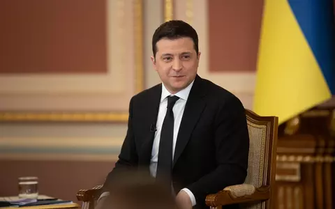 Războiul și-a pus amprenta pe chipul lui Volodimir Zelenski. Transformarea președintelui Ucrainei în 40 de zile