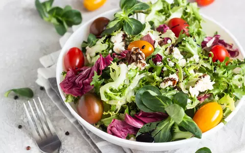 10 salate de vară - rețete ușor de preparat