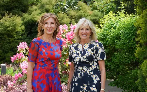 Ce a făcut Carmen Iohannis cu rochia purtată la întâlnirea cu Jill Biden: „Le folosim și la alte ședințe foto importante”