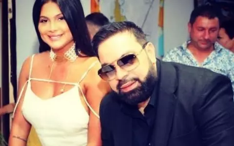 Florin Salam se căsătorește cu Roxana Dobre, după opt ani de relație: "Facem cununia civilă și religioasă pe plajă"