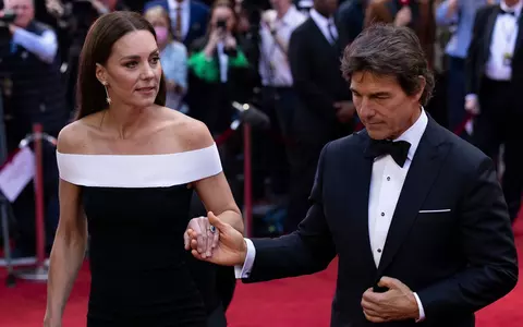 Kate Middleton, apariție sexy la premiera filmului "Top Gun: Maverick". A avut o rochie cu umerii goi