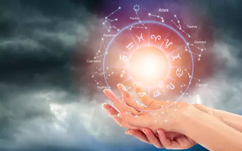 Horoscop 10 mai 2022. Zodia care primește un cadou valoros