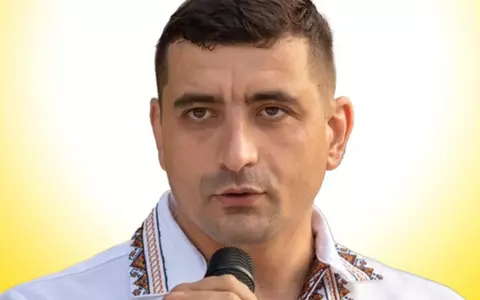 Cum arată invitația la nuntă a lui George Simion. Ce regulă trebuie să respecte invitații