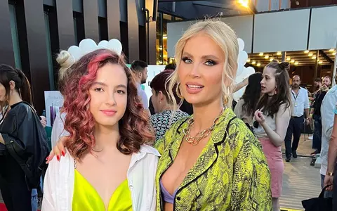 Andreea Bănică îi pune bani pe card fiicei sale, în vârstă de 13 ani: “Sofia nu este cheltuitoare. Îl moștenește pe Lucian” / VIDEO EXCLUSIV
