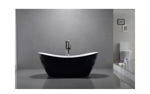 TOP 3 motive pentru care merită să cumperi o cadă free standing