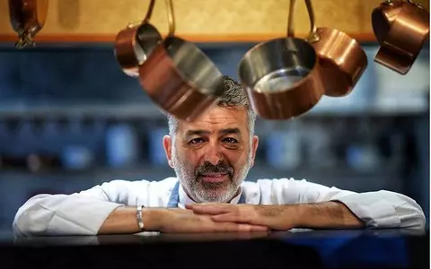 Chef Joseph Hadad, despre ziua în care i-a gătit lui Bill Clinton: "A pus un lanț la ușă și..."