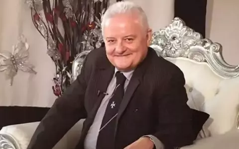 „Eleva Porno” este noua femeie din viața lui Irinel Columbeanu. În ce ipostaze controversate au fost surprinși