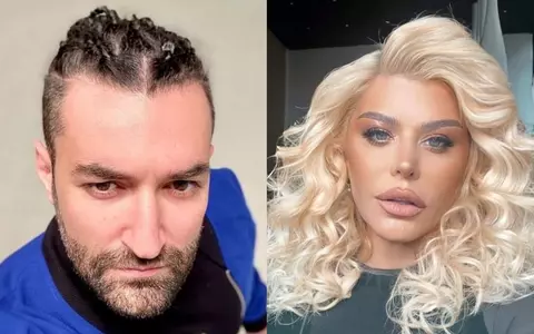 Loredana Groza, ipostază provocatoare pe scenă, în fața lui Smiley: „Să te poți uita sub...”
