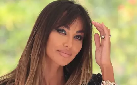 Cum arată Mădălina Ghenea nemachiată, la primele ore ale dimineții: „Oboseala devine un plus”