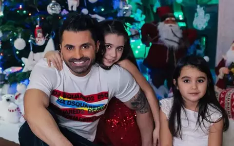 Cum au reacționat fetițele lui Pepe, când și-au întâlnit fratele nou-născut. Primele imagini de familie 