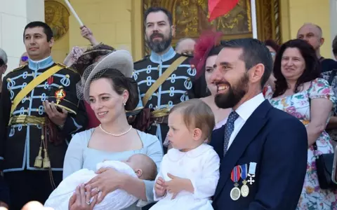 Fostul principe Nicolae și-a botezat fiul, în Catedrala Încoronării din Alba Iulia! Imagini emoționante de la ceremonie