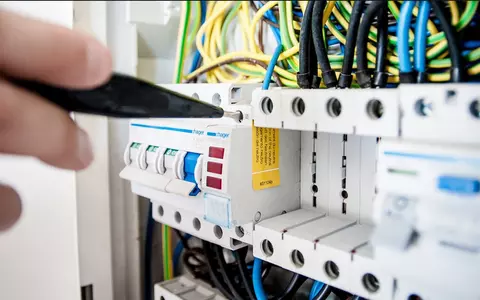 Siguranța casei tale depinde și de starea în care se află tabloul electric !