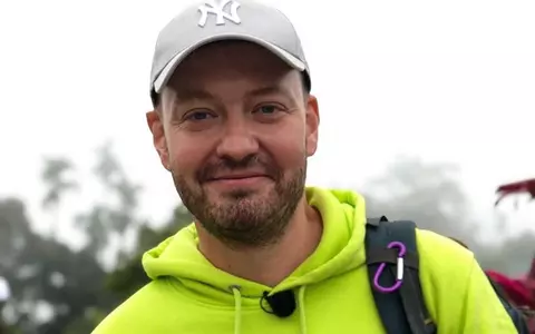 Alex Abagiu, despre obstacolele din cariera sa de make-up artist: „Am fost un pic descurajat în domeniul ăsta de părinții mei”