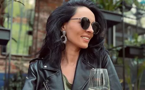 Motivul pentru care Cosmina Păsărin este, în continuare, singură: „Nu vreau să mă mai întorc acolo”