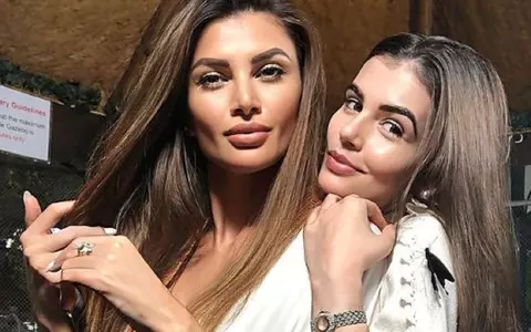 Monica și Ramona Gabor s-au întors în România. Cu cine și-au dat întâlnire: „În sfârșit”